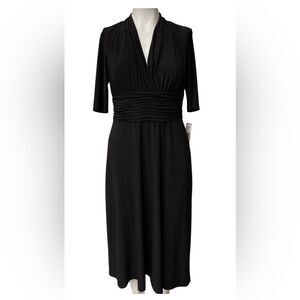 Evan Picone Surplice Neckline Ruched Waist Dress Size 14.